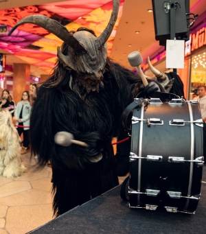 Perchtenlauf Bild 54