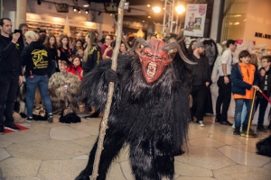 Perchtenlauf Bild 10