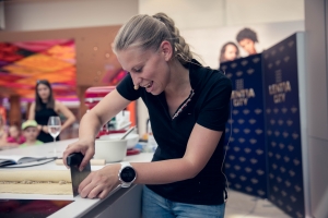 Christina Bauer: Show-Backen & Signierstunde Bild 11