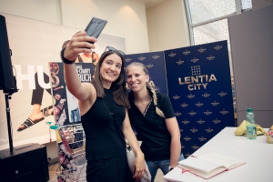 Christina Bauer: Show-Backen & Signierstunde Bild 3