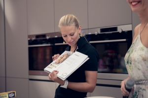 Christina Bauer: Show-Backen & Signierstunde Bild 9