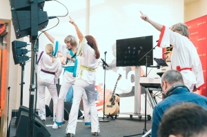 Adventkonzert Abba Xmas Show Bild 35