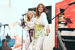 Adventkonzert Abba Xmas Show Bild 46