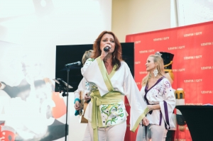 Adventkonzert Abba Xmas Show Bild 17