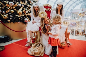 Fototag mit Santa Claus & Christkind Bild 10
