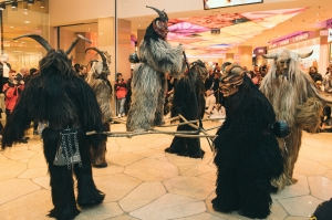 Perchtenlauf Bild 92