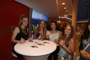 Gala Show mit Stargast Larissa Marolt Bild 42