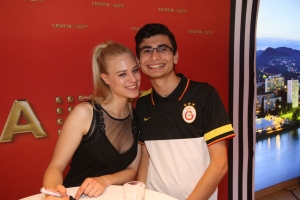 Gala Show mit Stargast Larissa Marolt Bild 96