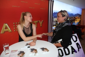 Gala Show mit Stargast Larissa Marolt Bild 19
