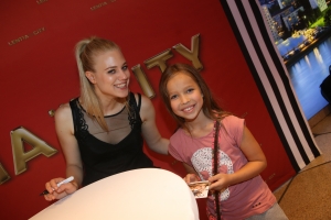 Gala Show mit Stargast Larissa Marolt Bild 57