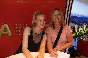 Gala Show mit Stargast Larissa Marolt Bild 55