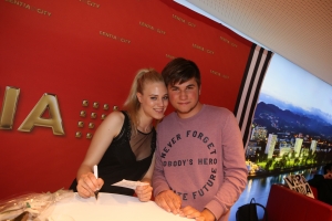 Gala Show mit Stargast Larissa Marolt Bild 44
