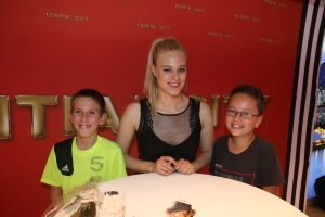 Gala Show mit Stargast Larissa Marolt Bild 3
